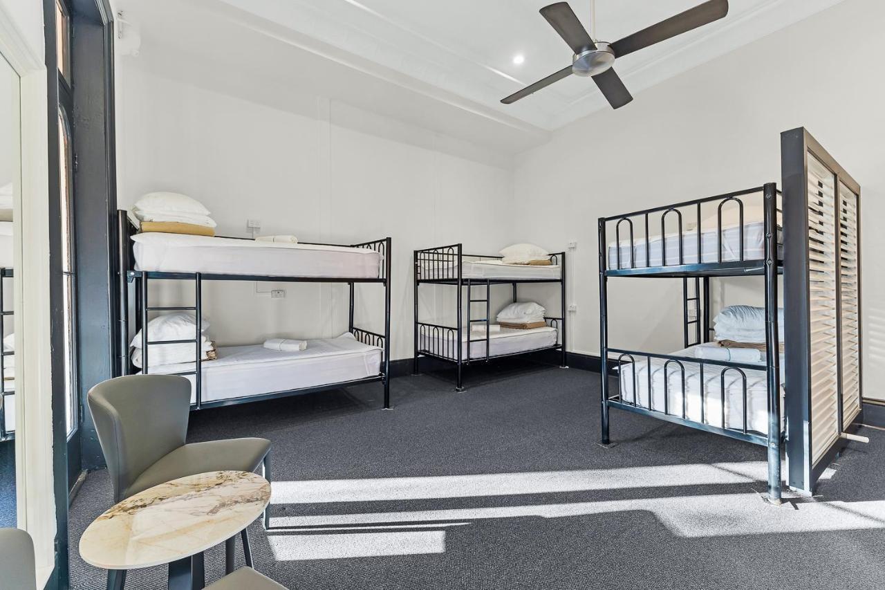 Hostel London Plane Backpackers Sydney Zewnętrze zdjęcie