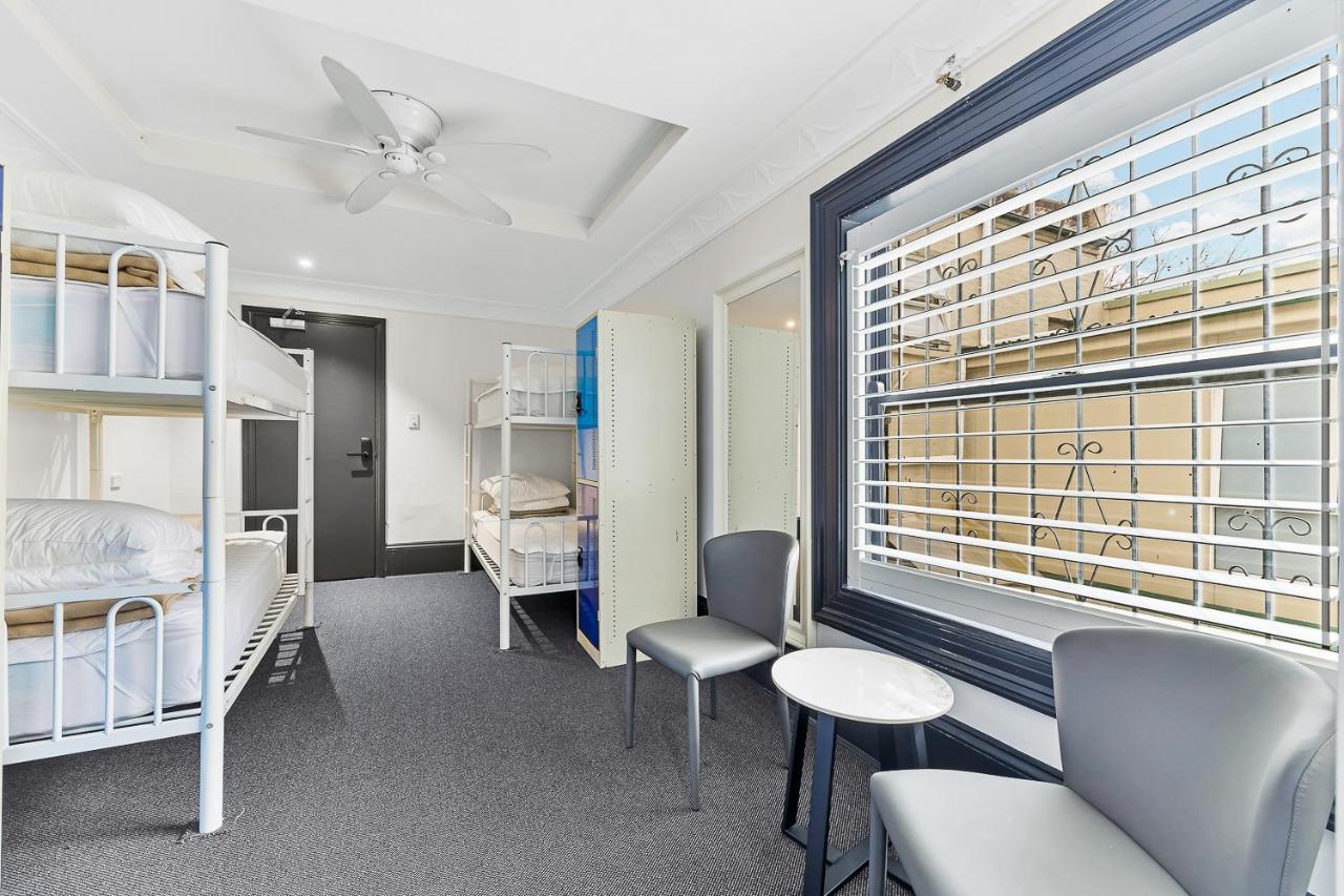 Hostel London Plane Backpackers Sydney Zewnętrze zdjęcie