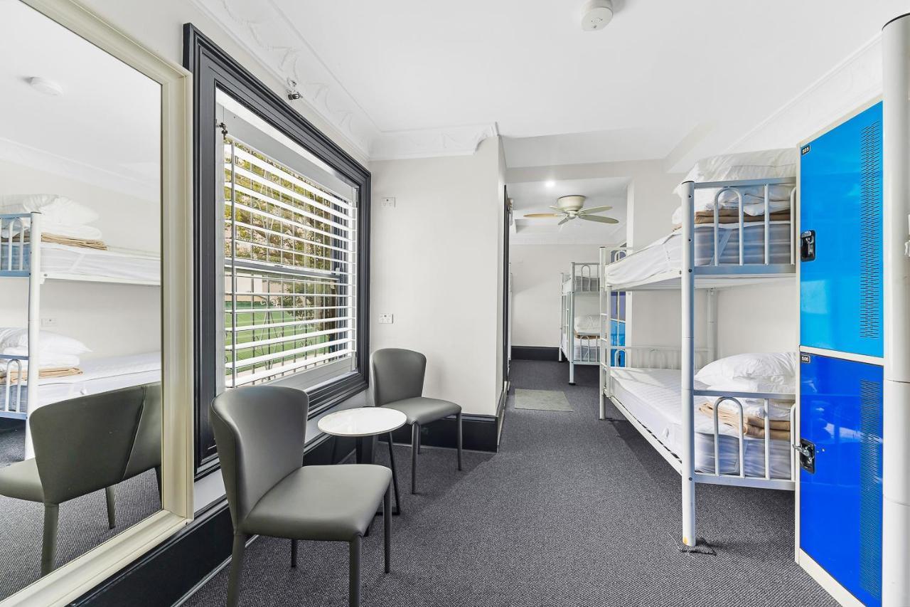 Hostel London Plane Backpackers Sydney Zewnętrze zdjęcie